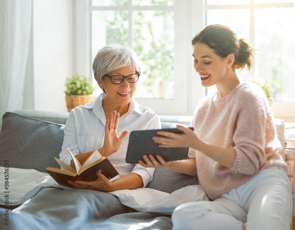 women are using tablet pc