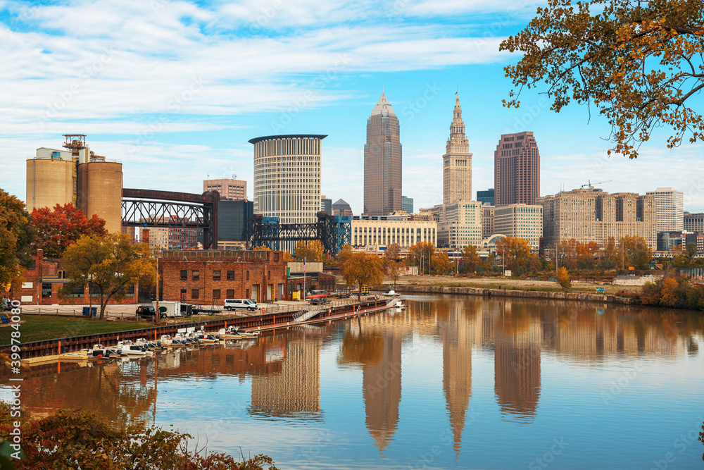 Cleveland, Ohio, USA skyline on the Cuyahoga River