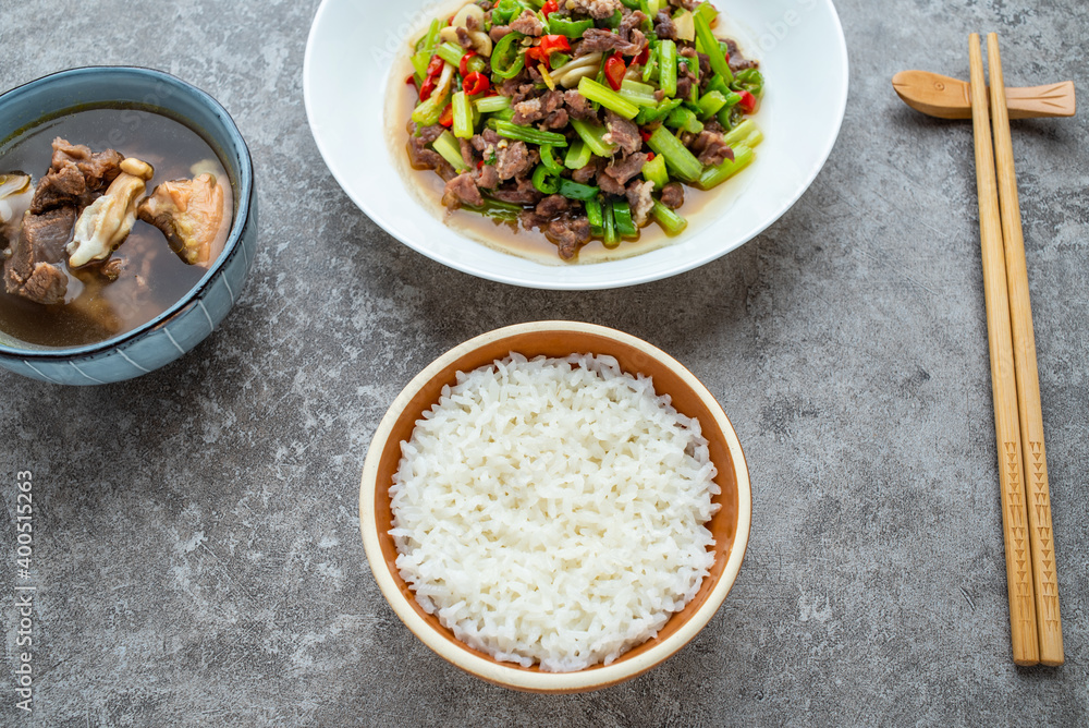 Chinese food and nutritious personal rice set