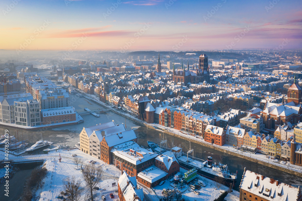 Beautiful scenery of Gdansk over Motlawa river at snowy winter, Poland