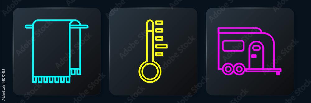 将毛巾挂在衣架上，Rv露营拖车和气象温度计。黑色方形按钮。Vec