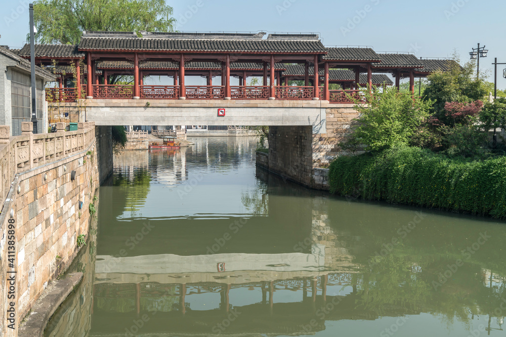 苏州护城河古桥景观