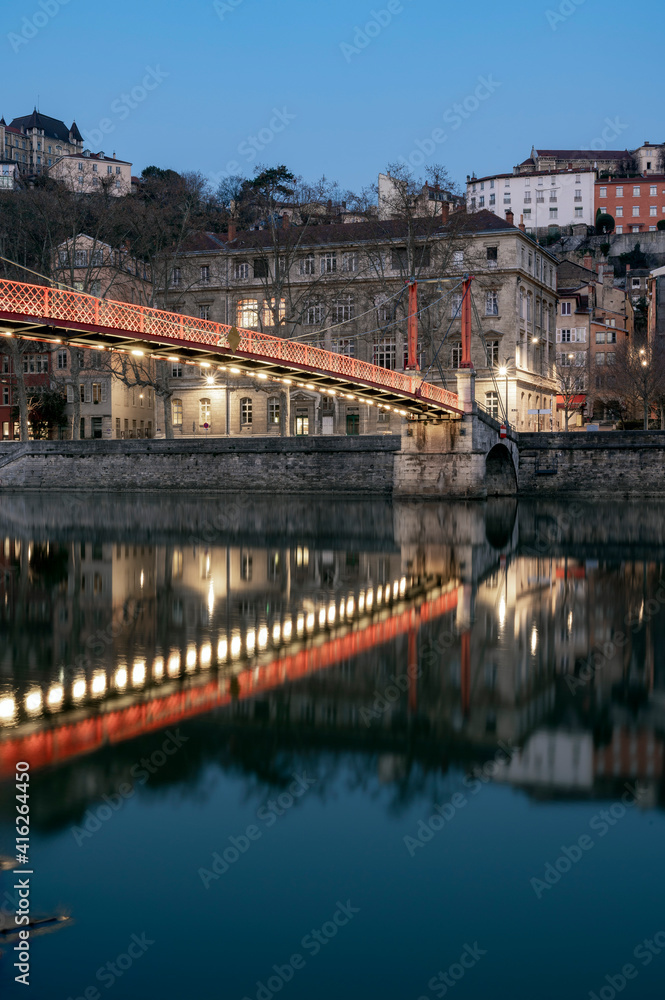 Berges de la Saône à Lyon à laube