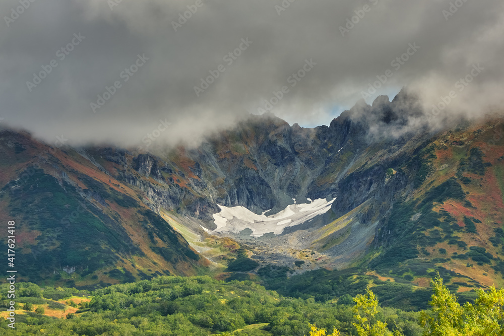 堪察加半岛的瓦奇卡日茨火山