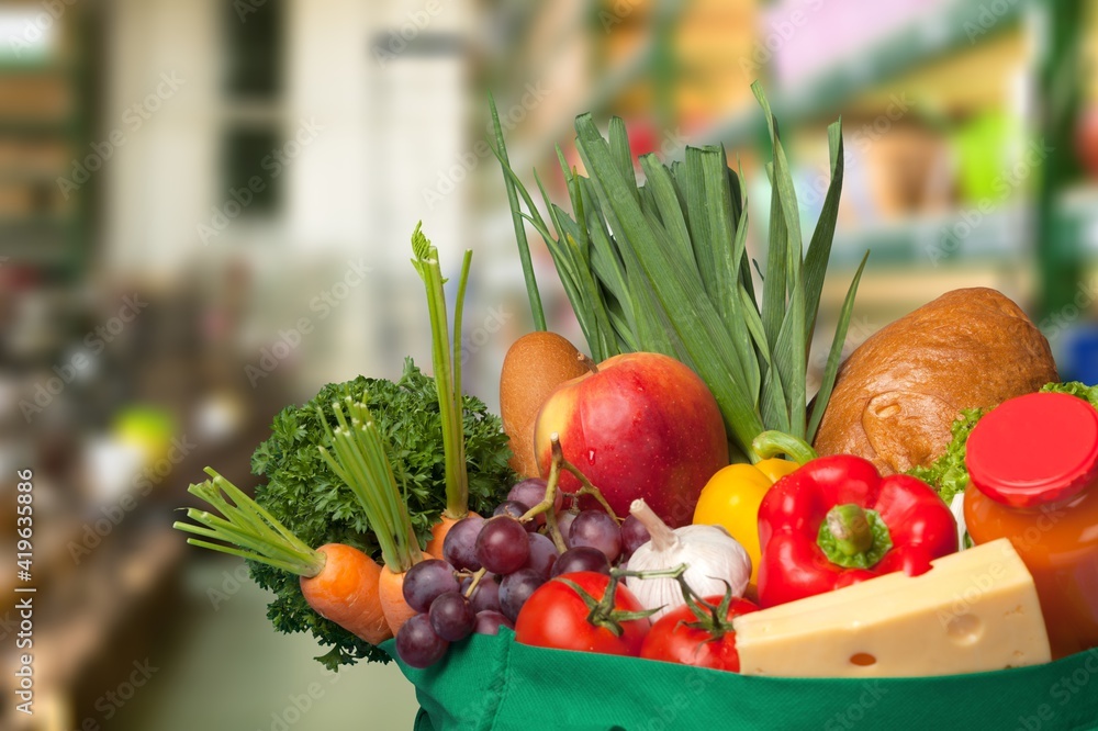 Full shopping bag with fresh vegetable