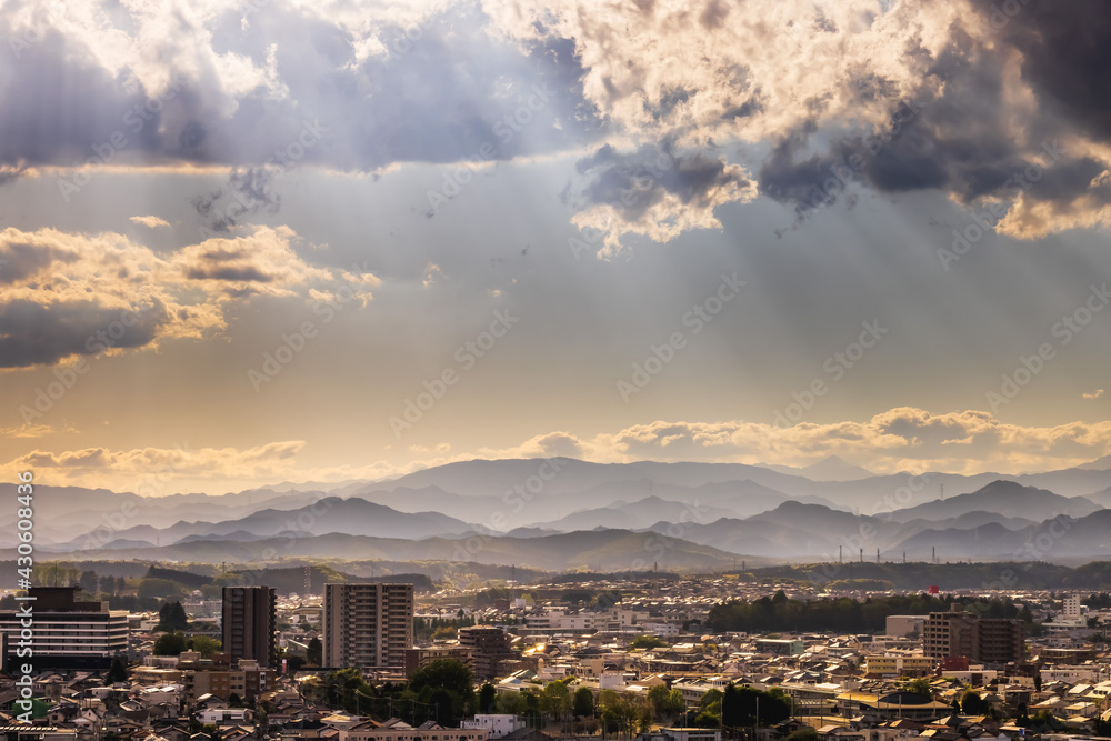 夕暮れの地方都市の景色（栃木県宇都宮市）