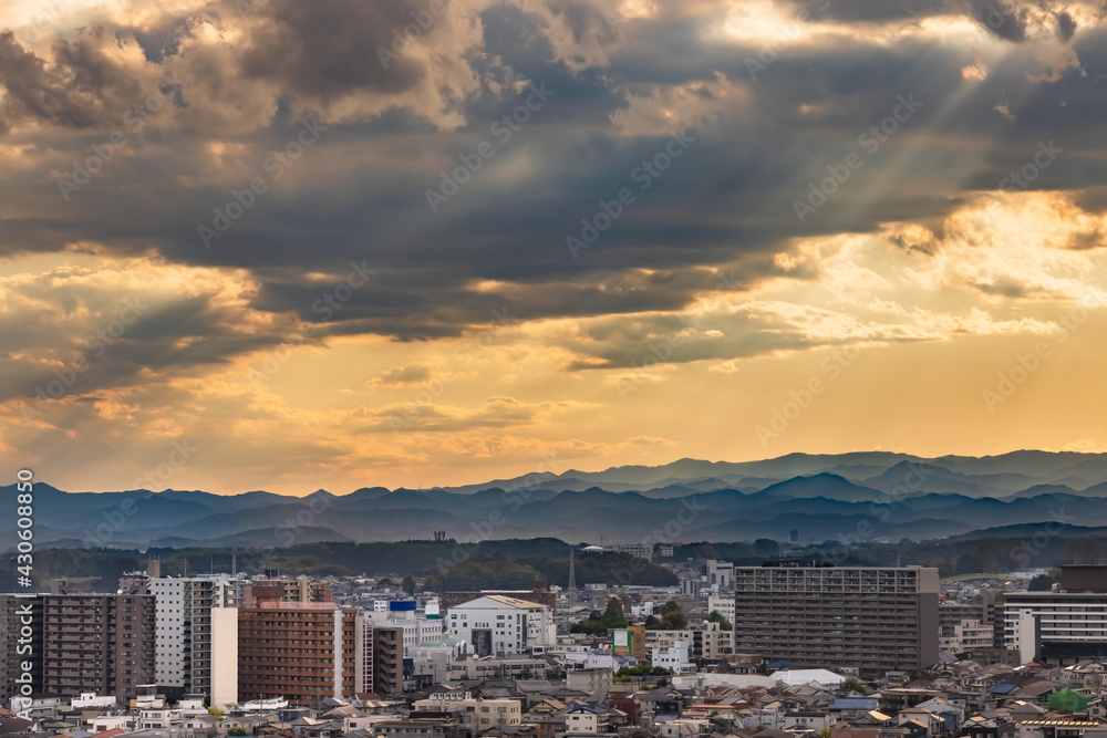 夕暮れの地方都市の景色（栃木県宇都宮市）