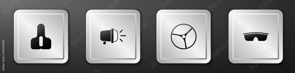 设置自行车座椅、头灯、车轮和运动自行车太阳镜图标。银色方形按钮。矢量
