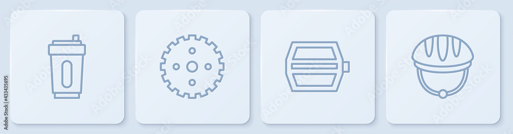 带水、自行车踏板、链轮曲柄和头盔的套装运动瓶。白色方形按钮。Vec