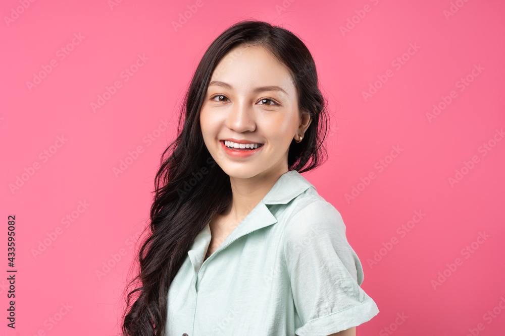 Portrait of an Asian woman with a confident look