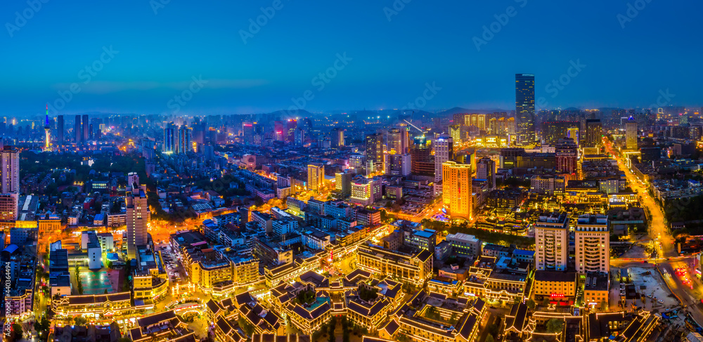 江苏徐州航拍，城市建筑景观，天际线夜景