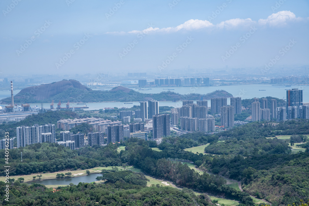 中国广州南沙保税区黄山麓森林公园风光