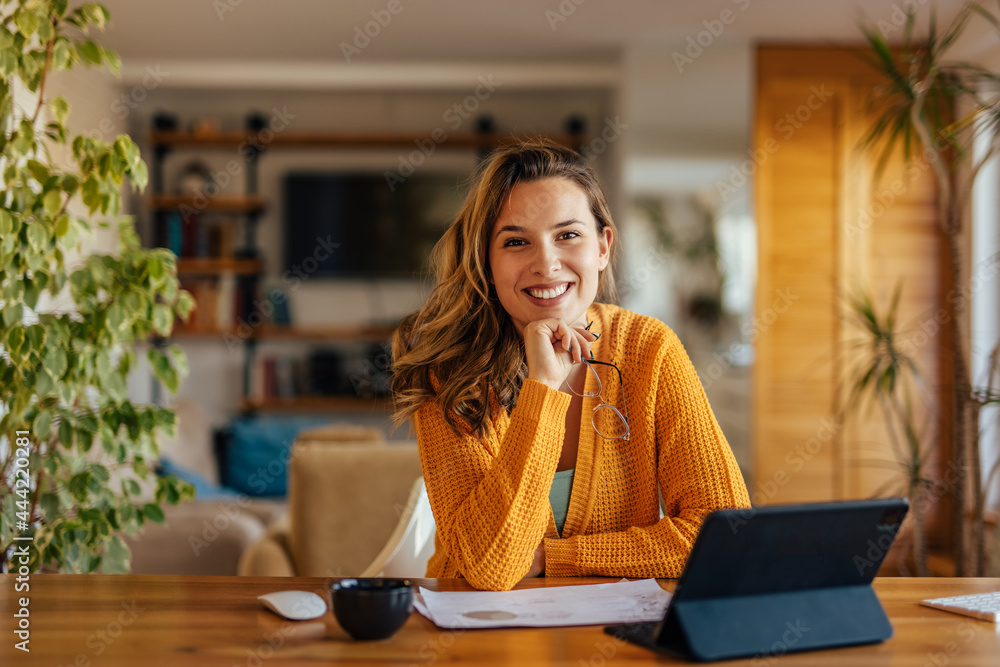 Adult woman, posing for the picture, during work.