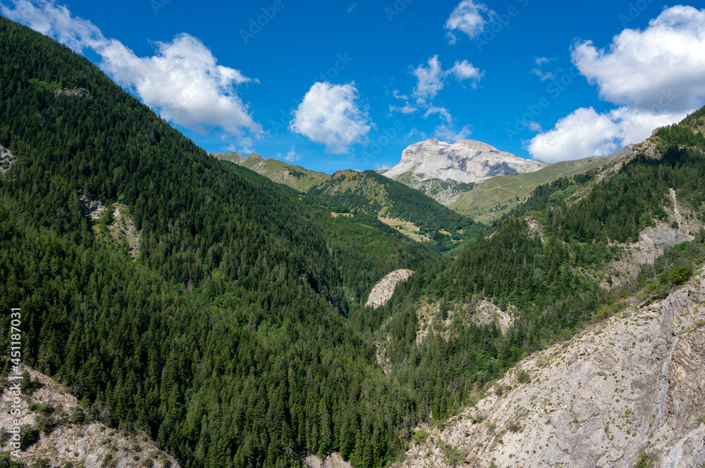 上阿尔卑斯山脉和阿格尼略斯山谷的山区工资