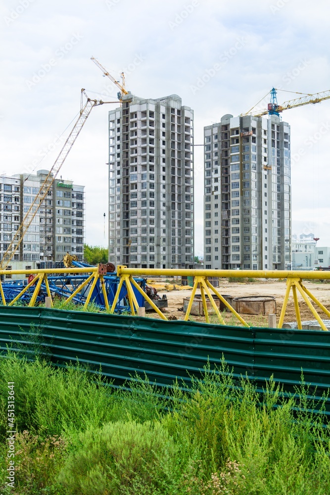 大型建筑工地。