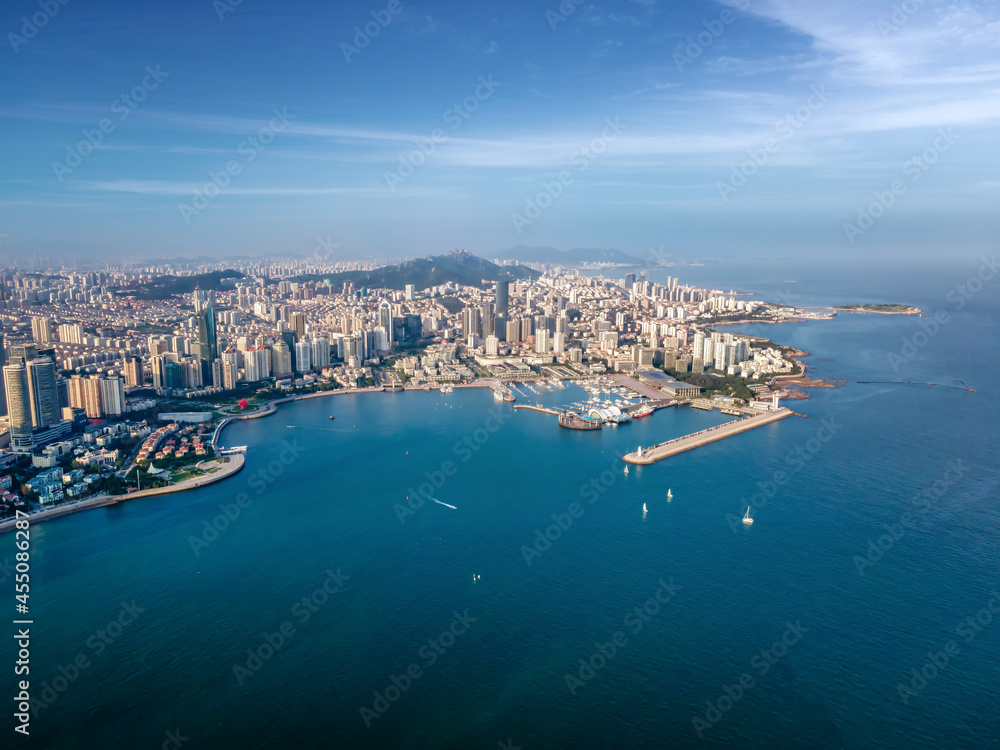 航拍青岛浮山湾建筑景观天际线