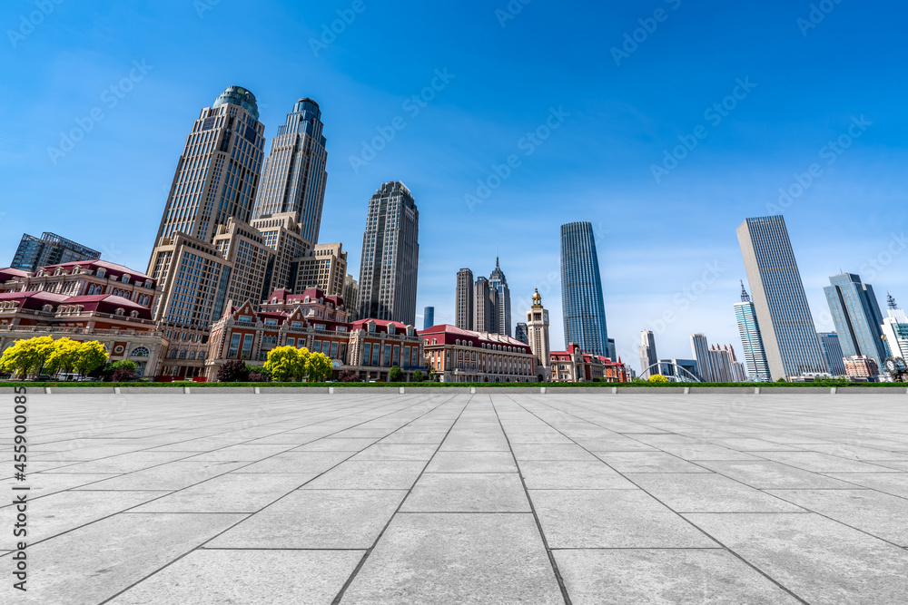 道路地面与城市建筑景观