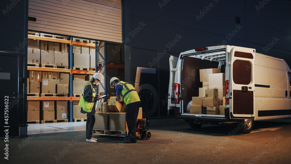 Outside of Logistics Retailer Warehouse With Female Manager Using Tablet Computer, Worker Loading De