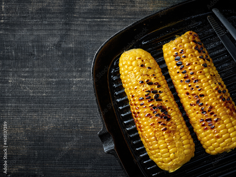 grilled corn on pan