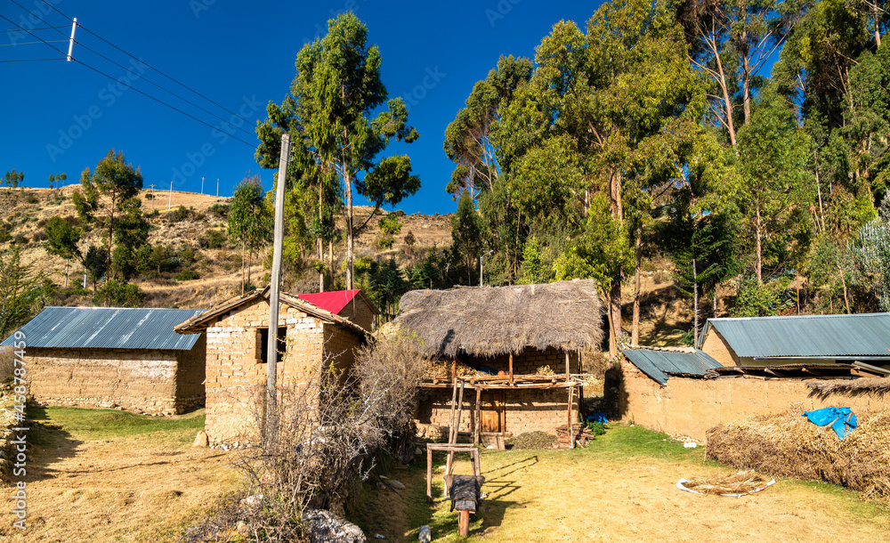 Antacocha，安第斯山脉中典型的秘鲁村庄