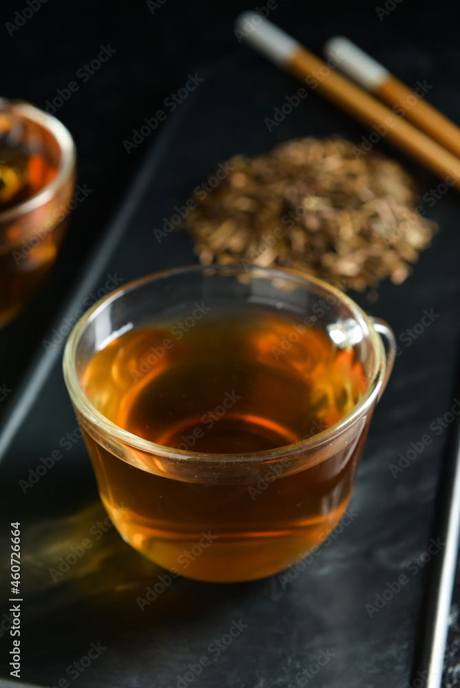 黑底美味的可可茶绿茶玻璃杯