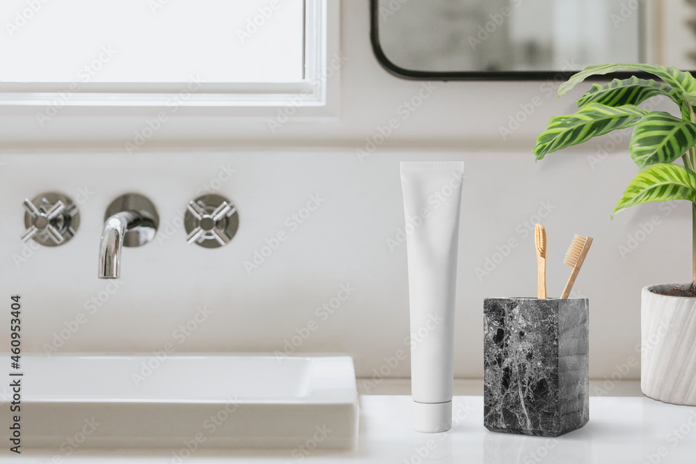 Clean bathroom, minimal home decor