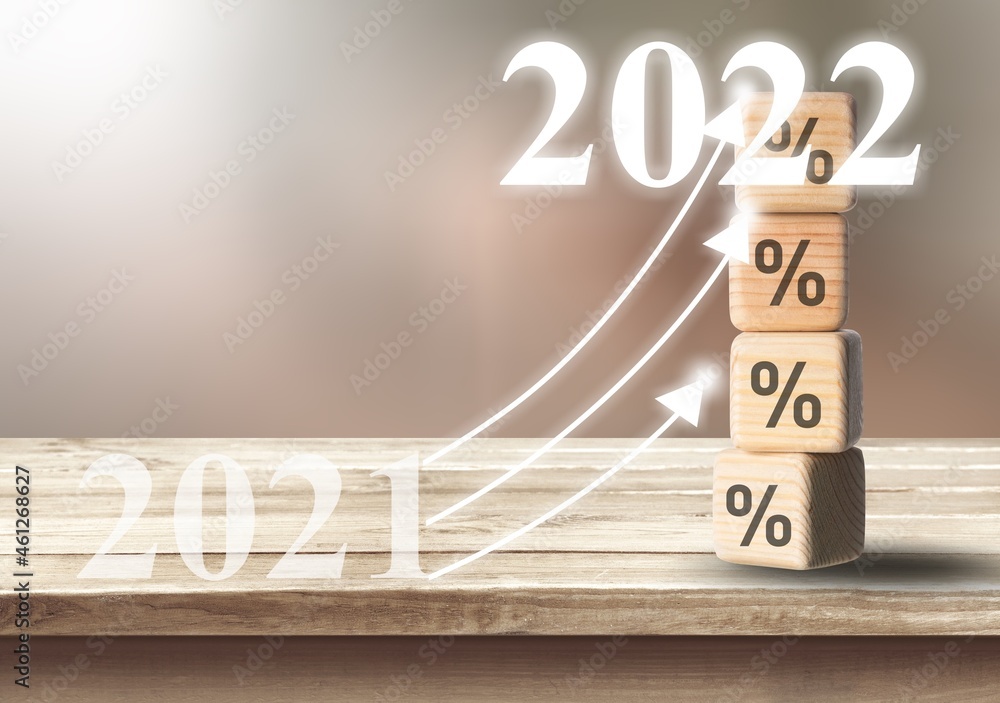 d上2021至2022年间木块图阶梯上带百分比图标的发光上升箭头