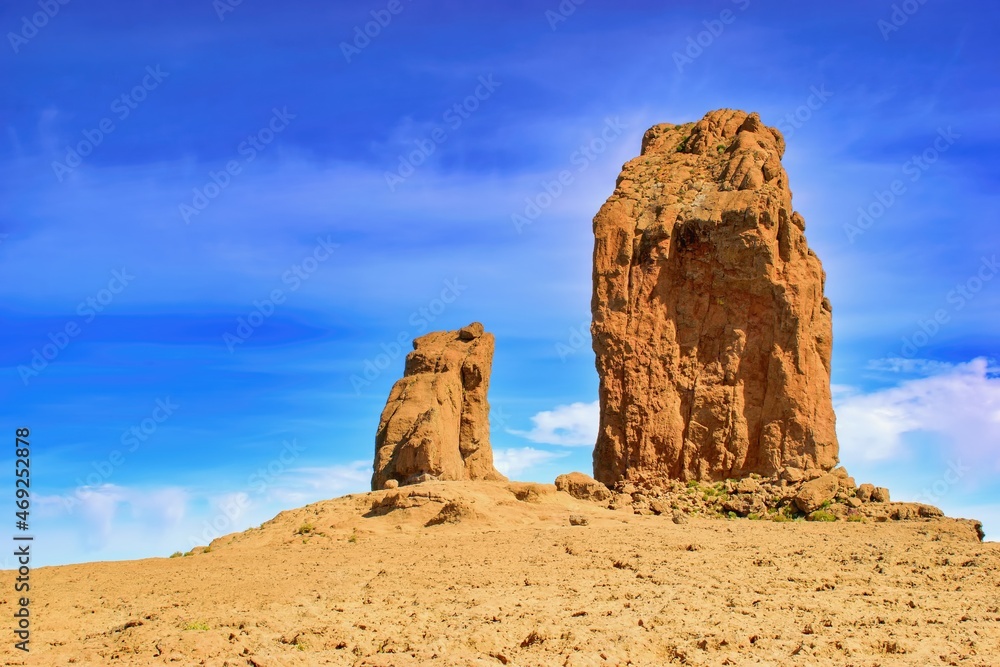 著名的岩石和徒步旅行区Roque Nublo，大加那利群岛，西班牙