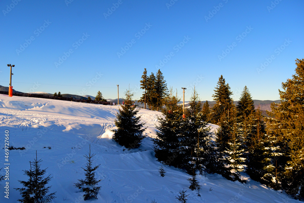 山中滑雪场