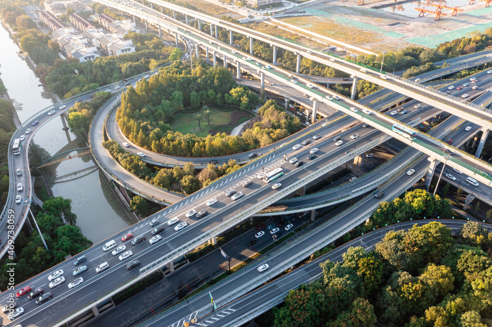 公路和交通鸟瞰图