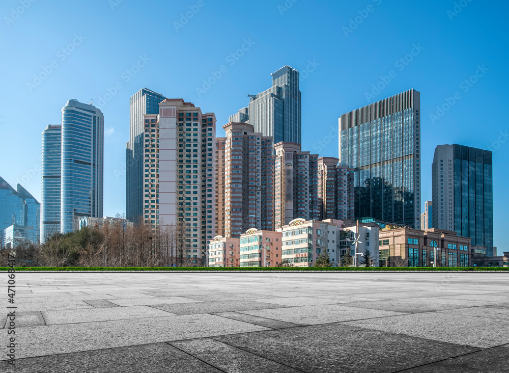 道路地面与城市建筑景观