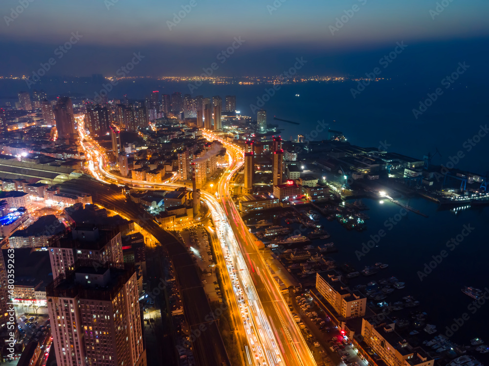 中国青岛现代城市建筑航拍夜景