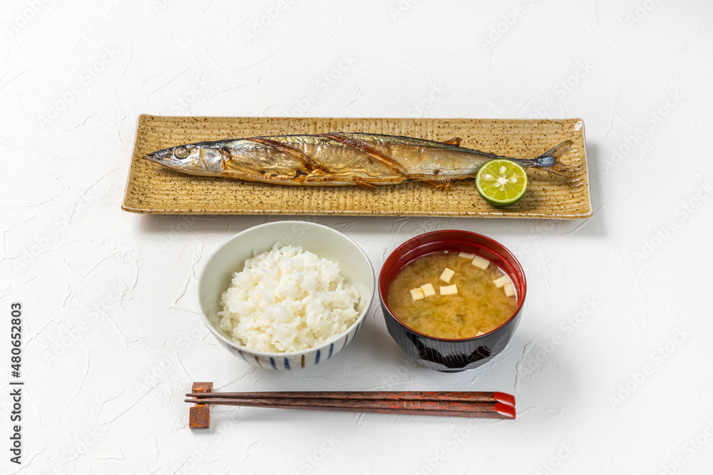 さんまの塩焼き　Grilled saury with salt Japanese food 