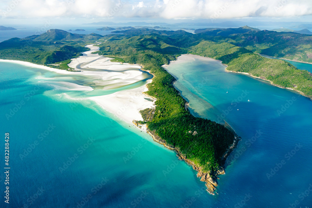 Scenic aerial view over Hill Inlet and Whitehaven Beach, Whitsunday Islands, QLD