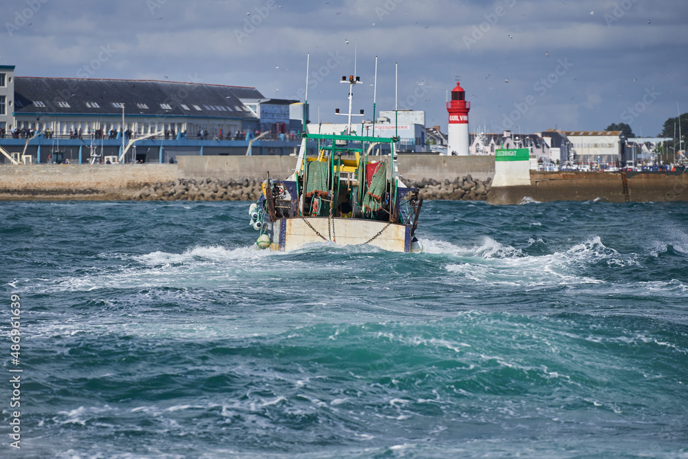 Fishing boat