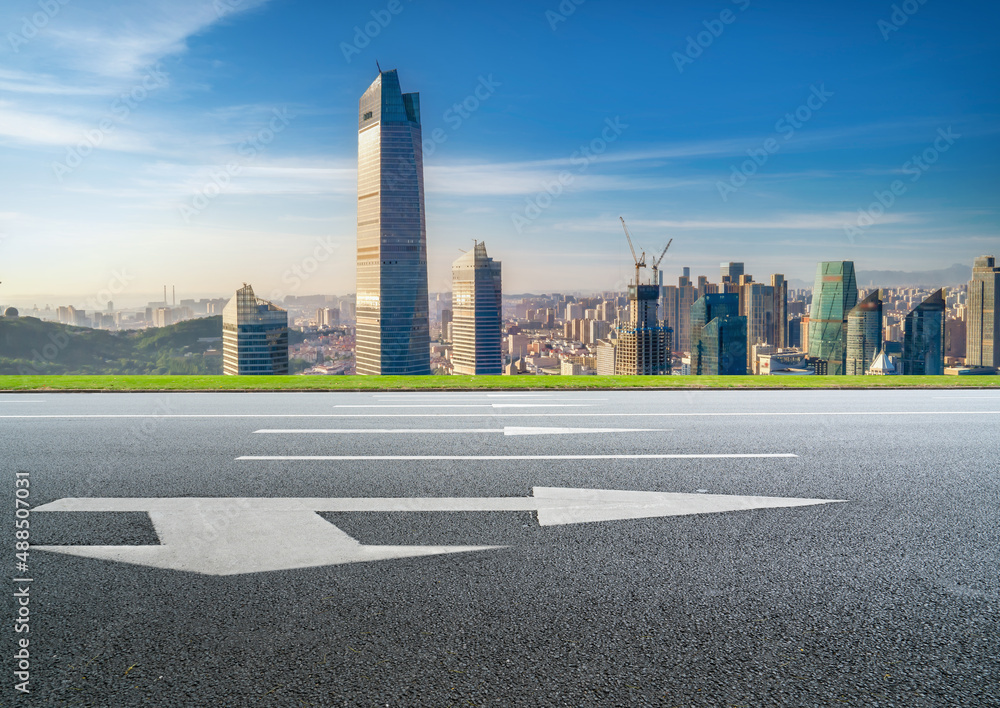 道路与中国现代城市建筑背景