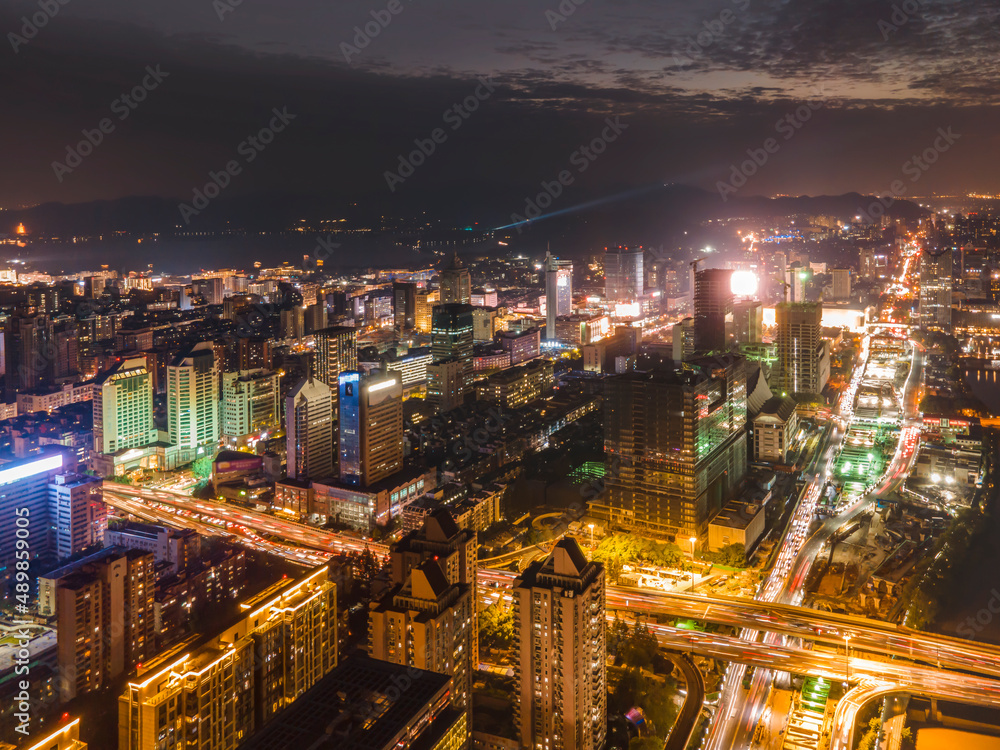 杭州老城区武林广场夜景航拍