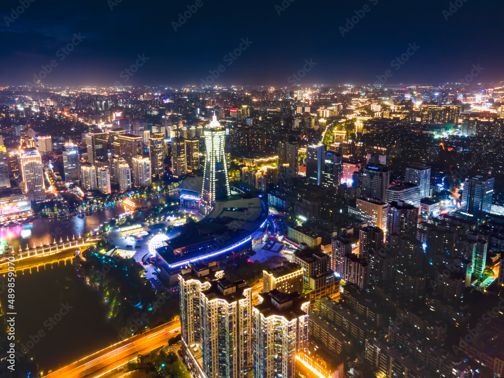 杭州老城区武林广场夜景航拍