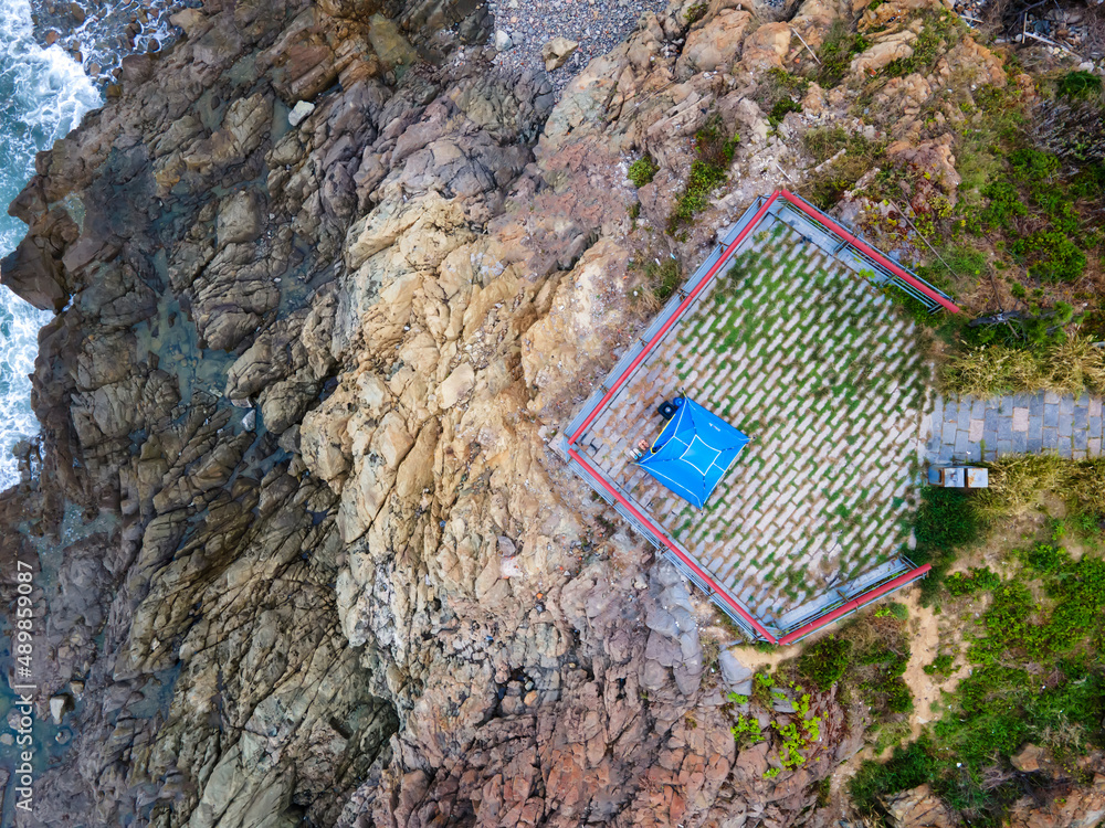 航拍户外海岸线岛道