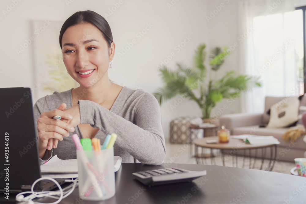 Asian woman working from home, remote learning, online class, stay home, social distancing, freelanc