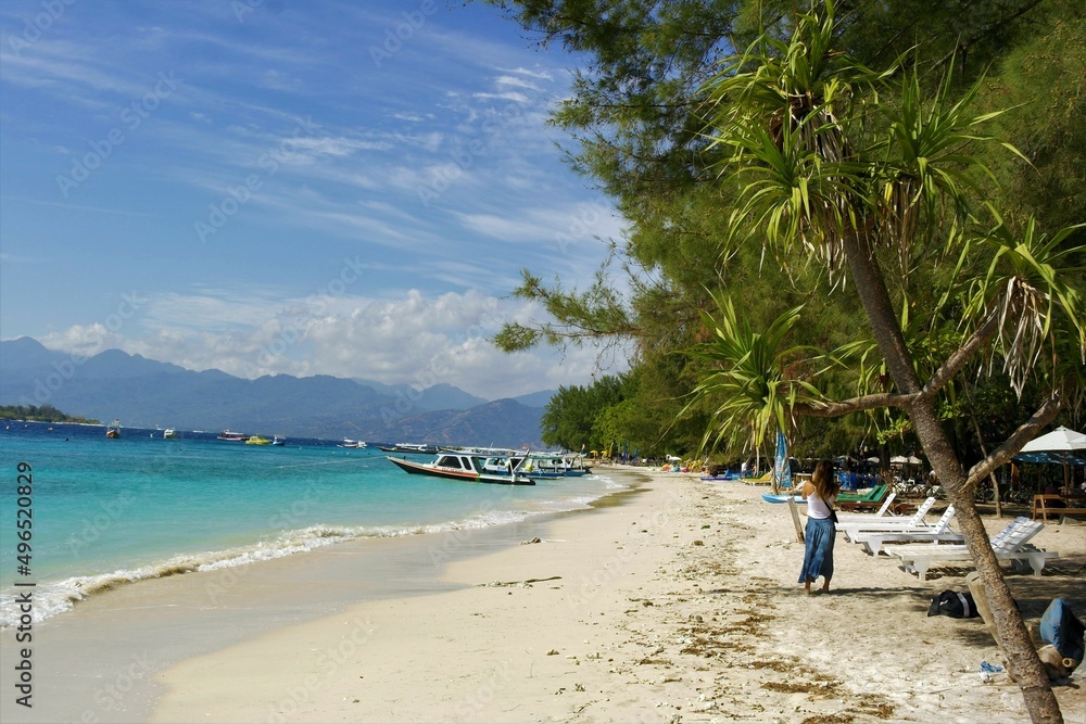 Gili Trawangan海滩上的女人