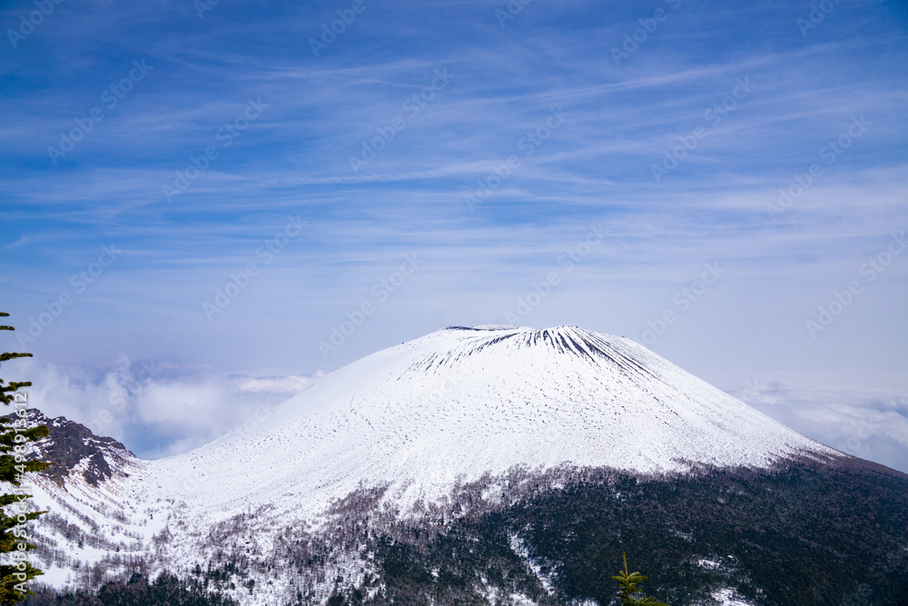 トーミの頭から浅間山と外輪山を眺める　冬