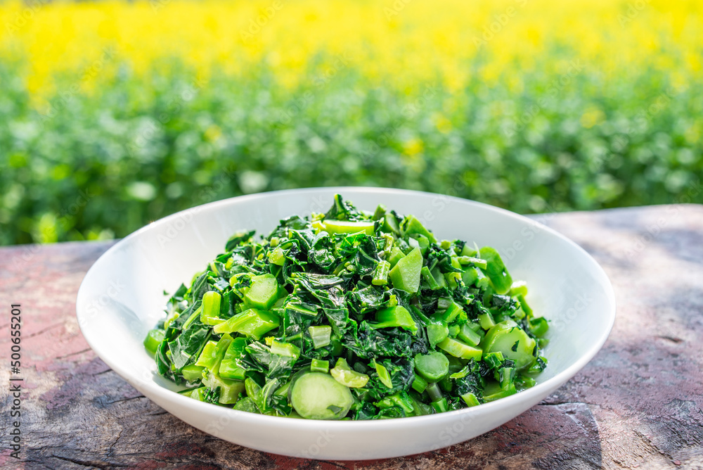 Hunan Farmhouse Vegetables Stir-fried Kohlrabi Blue Leaves