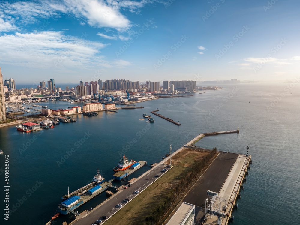 航拍中国青岛城市海岸线全景