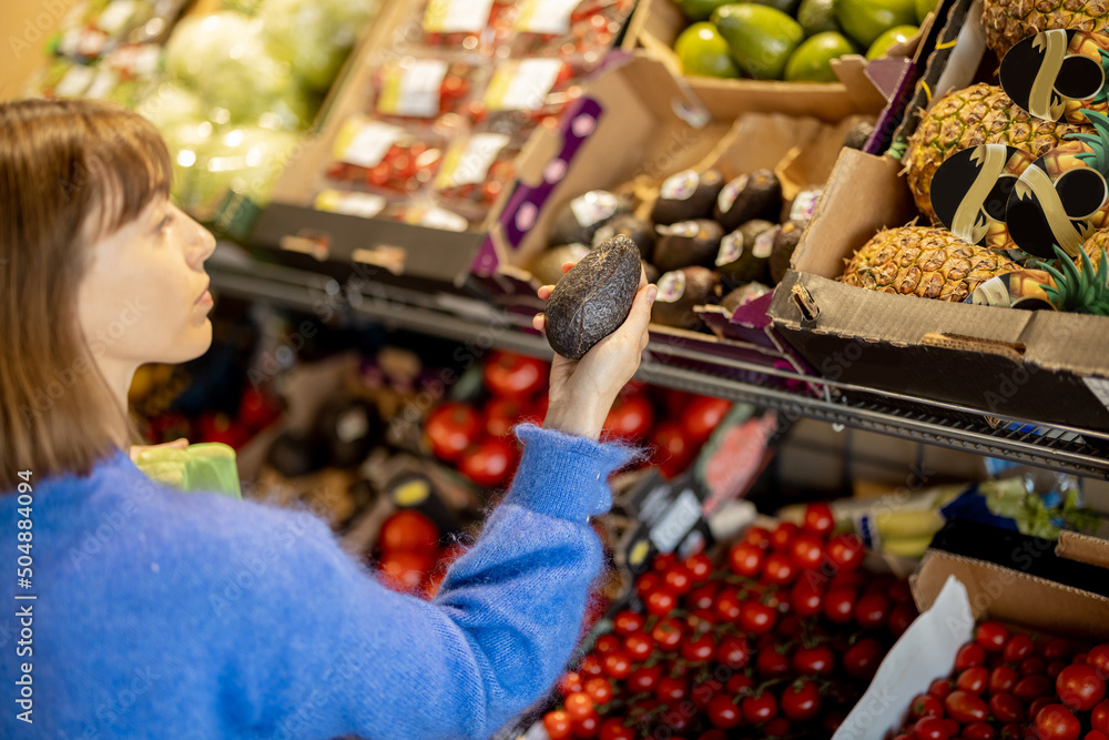 Woman shopping food at market