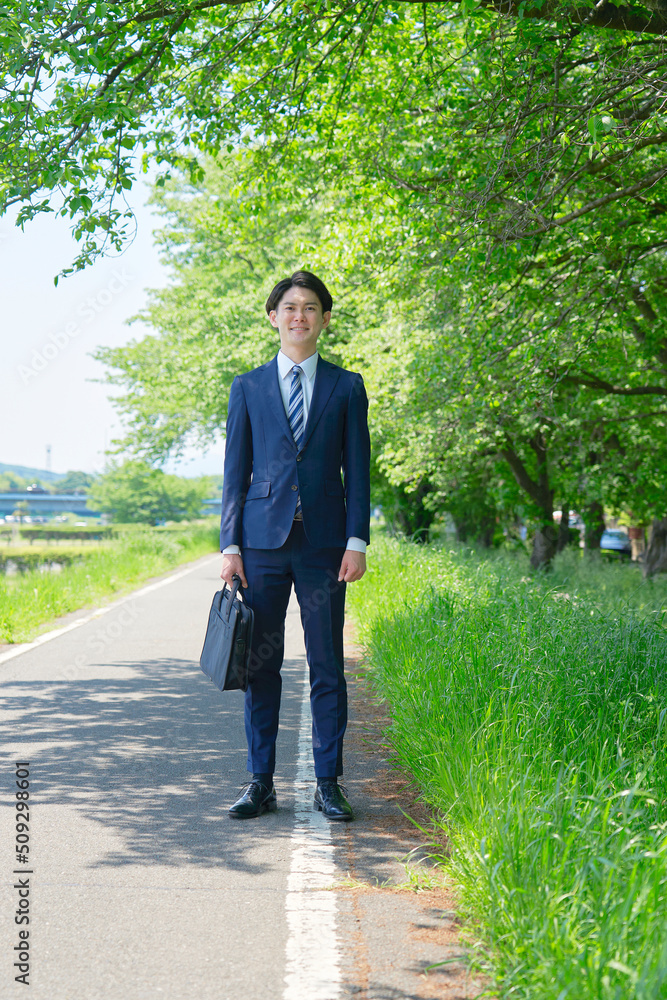 屋外のビジネスマンのポートレート