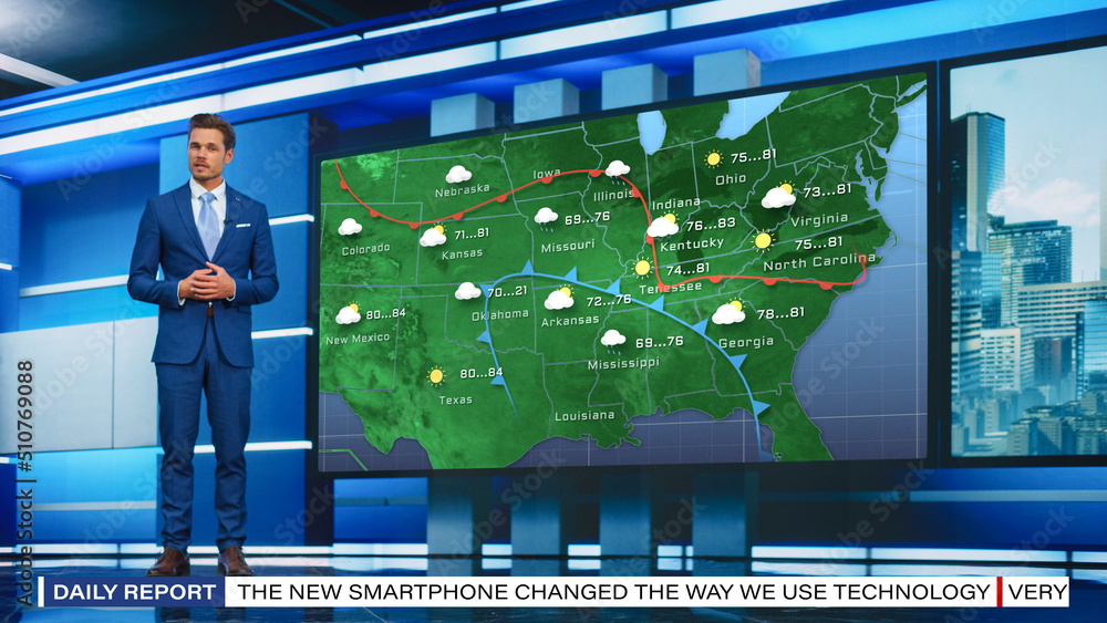 电视天气预报节目：专业电视主持人在Studi新闻室回顾天气报告