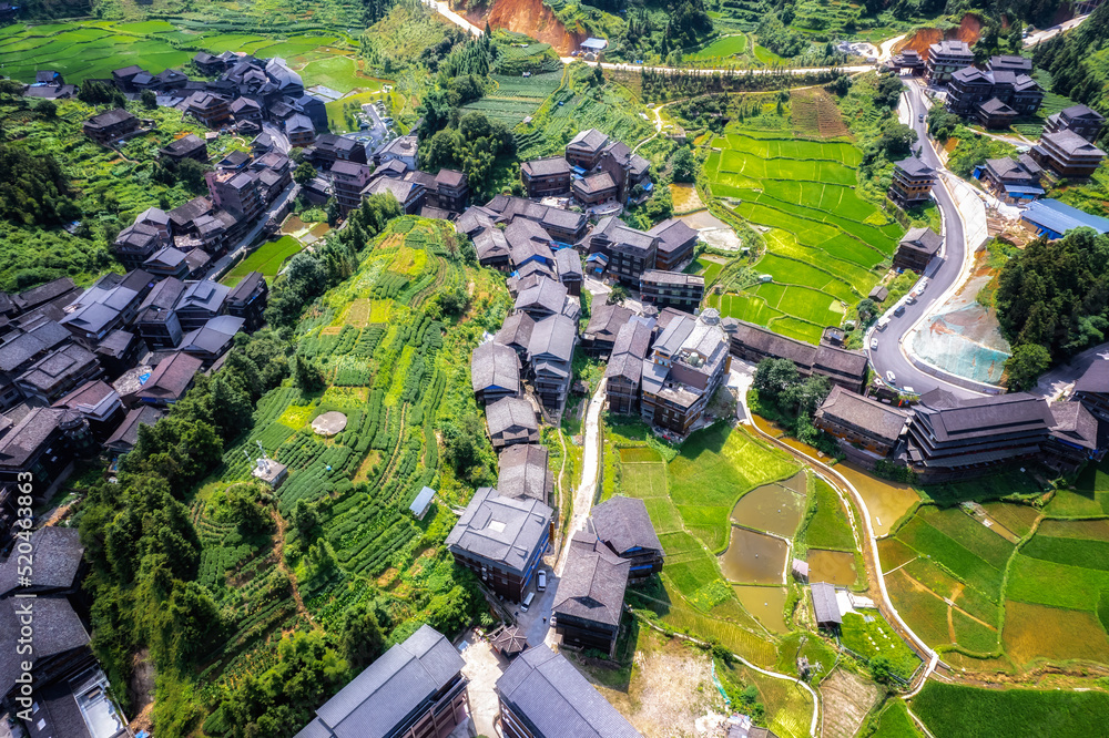 航拍刘城阳八寨古侗族民居田园风光