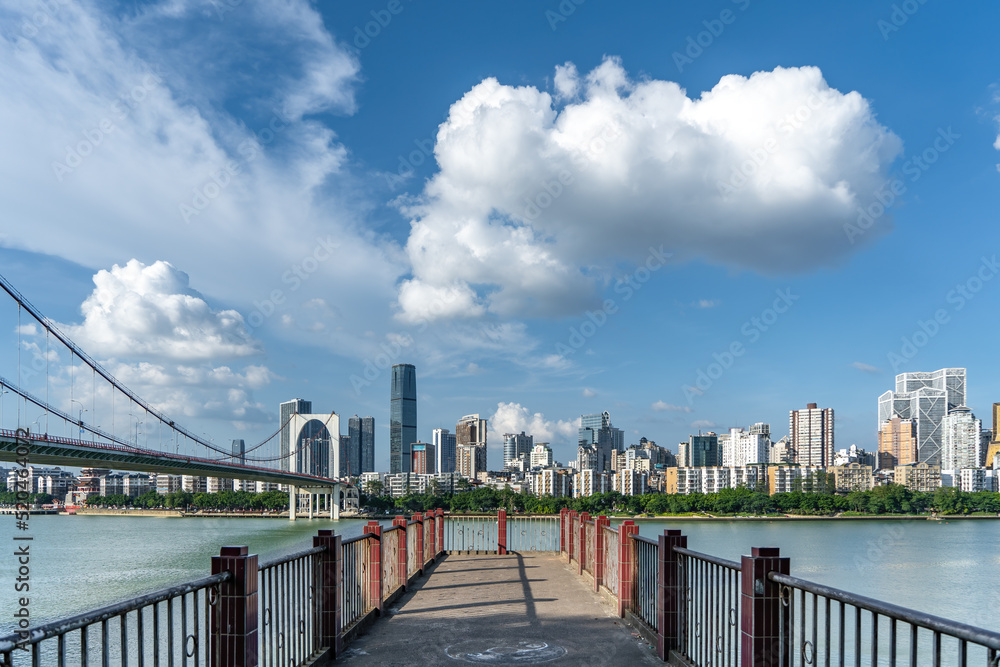 航拍中国柳州现代城市建筑景观天际线