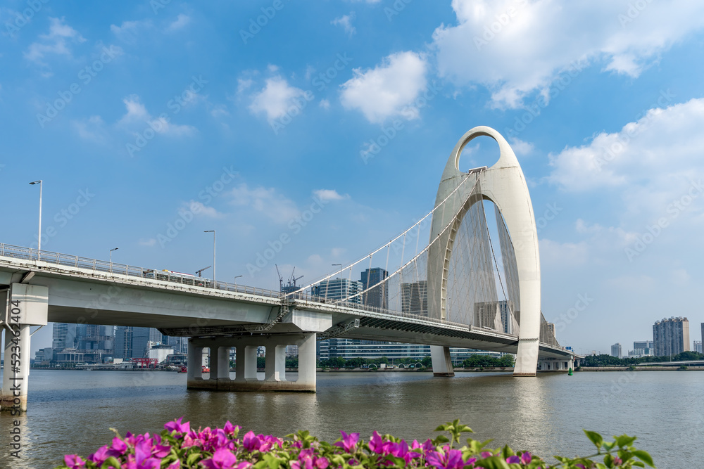 Street view of Guangzhou Zhujiang New Town Financial Center